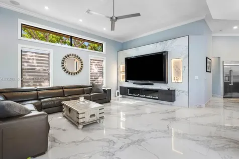 7024 NW 67th Terrace Parkland FL 33067