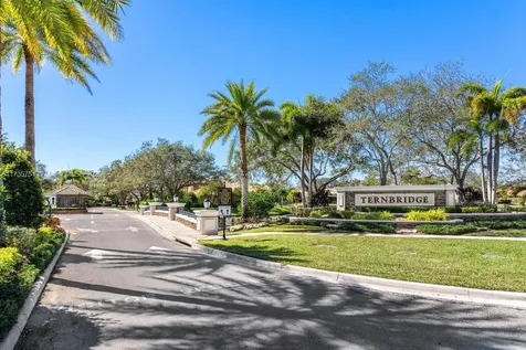 7024 NW 67th Terrace Parkland FL 33067