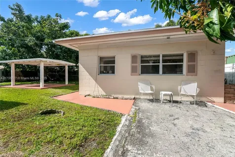 230 NW 57th Court Miami FL 33126