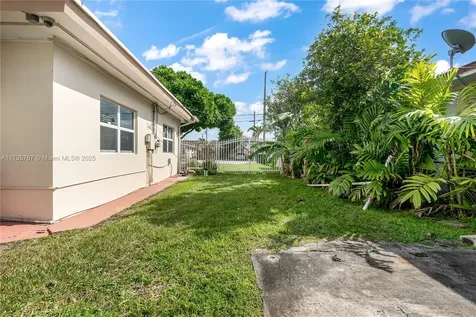 230 NW 57th Court Miami FL 33126