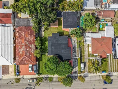 230 NW 57th Court Miami FL 33126