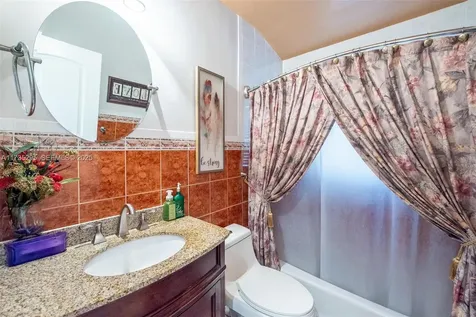 2039 SW 17th Street Miami FL 33145