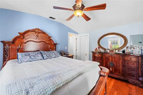 2039 SW 17th Street Miami FL 33145