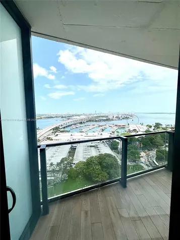 398 NE 5th Street Miami FL 33132
