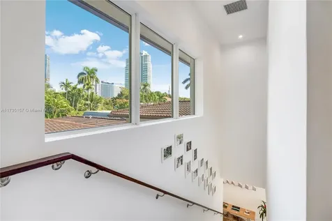 45 SW 19th Road Miami FL 33129