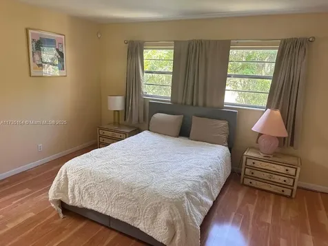Lauderdale Lakes FL 33319