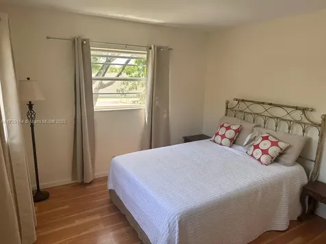 Lauderdale Lakes FL 33319