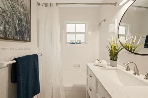 1109 NE 3rd Street Fort Lauderdale FL 33301