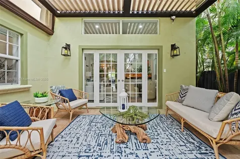 1109 NE 3rd Street Fort Lauderdale FL 33301