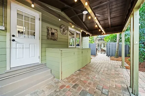 1109 NE 3rd Street Fort Lauderdale FL 33301