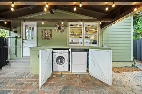 1109 NE 3rd Street Fort Lauderdale FL 33301