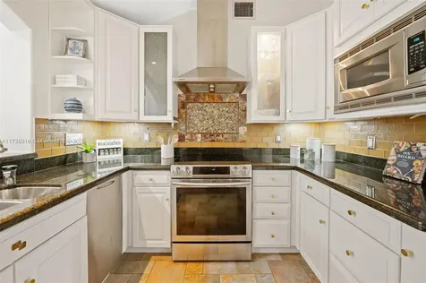 1109 NE 3rd Street Fort Lauderdale FL 33301