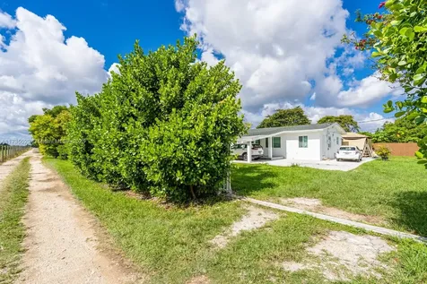 18650 SW 204th Avenue Miami FL 33187