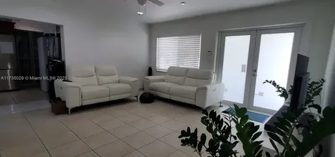 18650 SW 204th Avenue Miami FL 33187