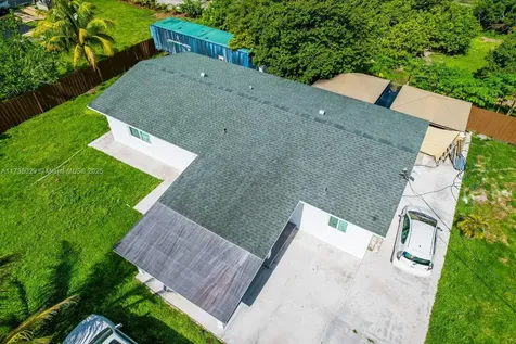 18650 SW 204th Avenue Miami FL 33187