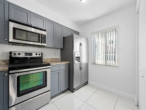 14821 SW 90th Terrace Miami FL 33196