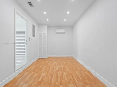 14821 SW 90th Terrace Miami FL 33196