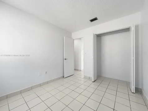 14821 SW 90th Terrace Miami FL 33196
