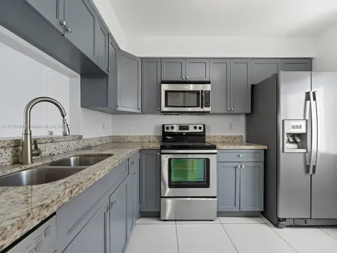 14821 SW 90th Terrace Miami FL 33196