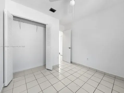 14821 SW 90th Terrace Miami FL 33196