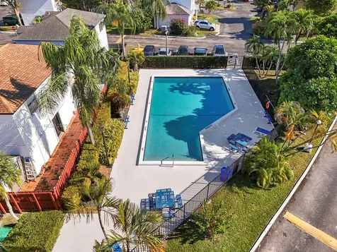 14821 SW 90th Terrace Miami FL 33196
