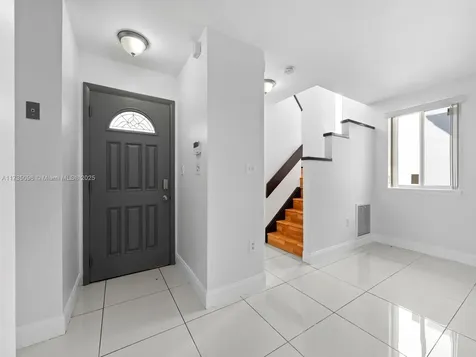 14821 SW 90th Terrace Miami FL 33196