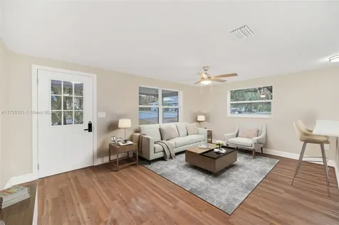 739 W Crawford Street Lakeland FL 33805
