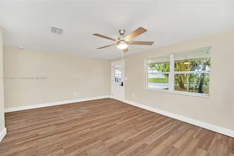 739 W Crawford Street Lakeland FL 33805