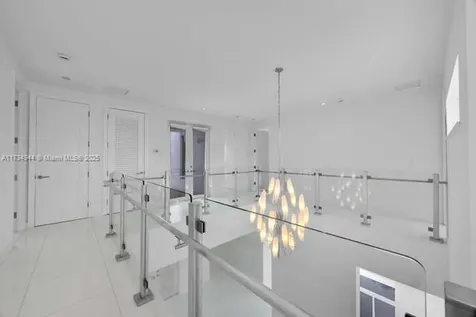 485 Ridgewood Road Key Biscayne FL 33149
