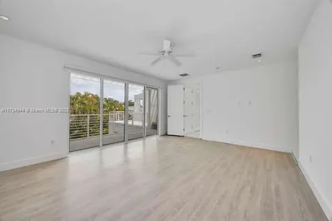 485 Ridgewood Road Key Biscayne FL 33149