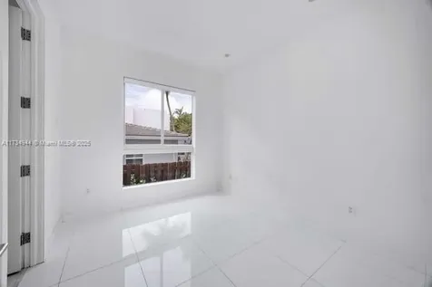 485 Ridgewood Road Key Biscayne FL 33149