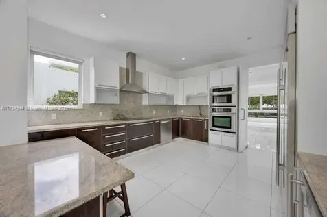 485 Ridgewood Road Key Biscayne FL 33149