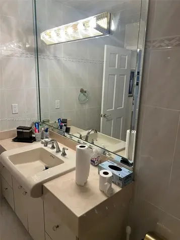 9801 Collins Avenue Bal Harbour FL 33154