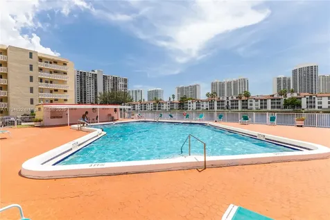 2930 Point East Drive Aventura FL 33160