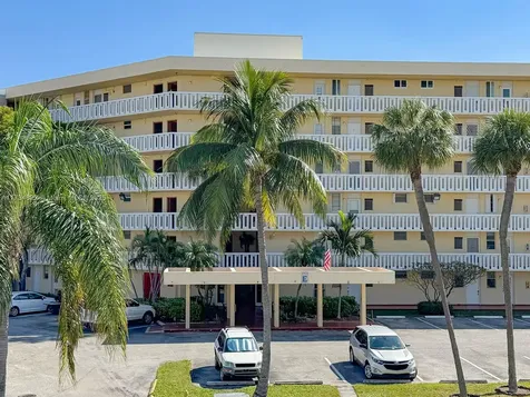 2930 Point East Drive Aventura FL 33160