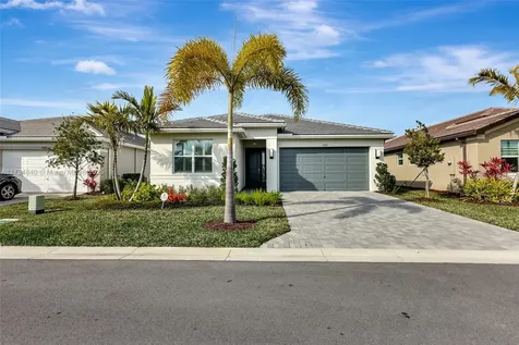 13597 SW Oceanus Boulevard Port St. Lucie FL 34987