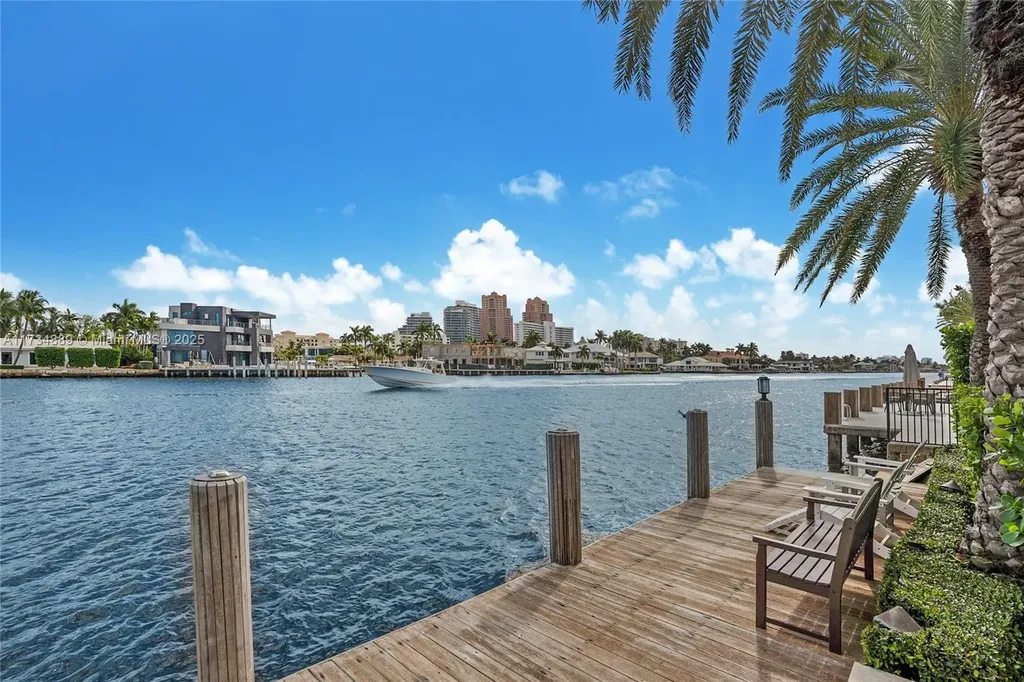 2620 NE 30th Avenue Fort Lauderdale FL 33306