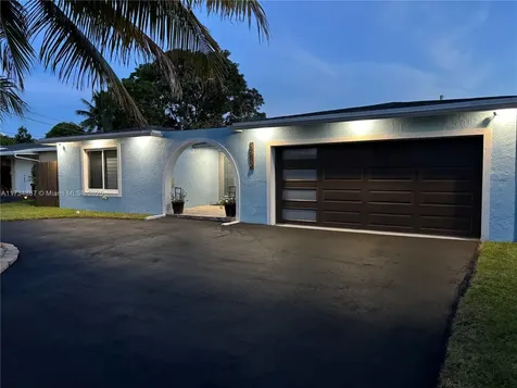 8570 NW 20th Court Sunrise FL 33322