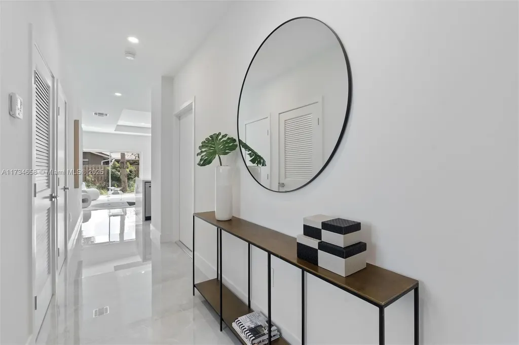 1567 NW 94th Way Coral Springs FL 33071