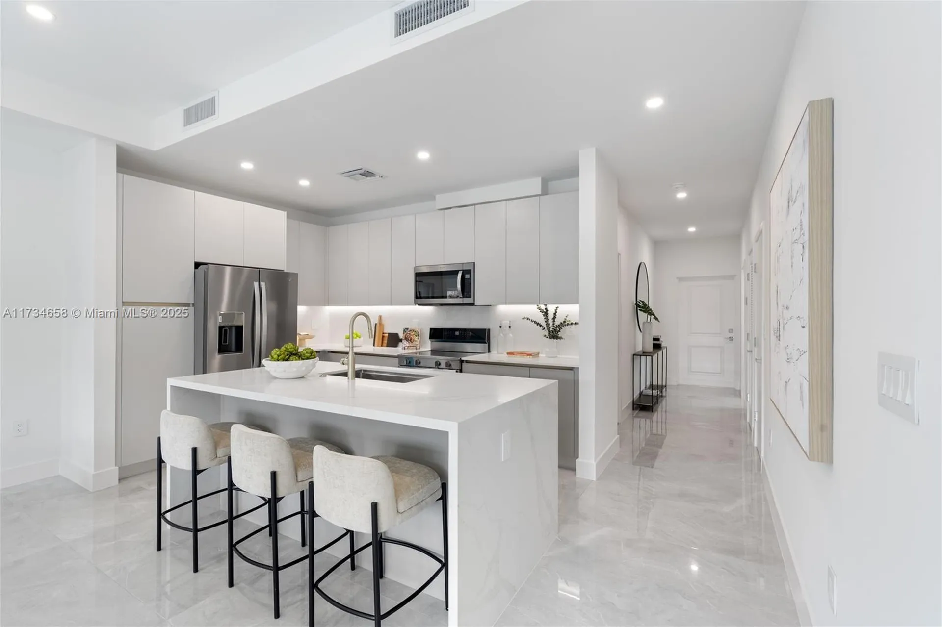 1567 NW 94th Way Coral Springs FL 33071