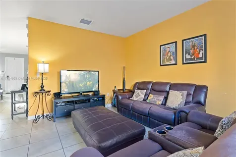 23519 SW 113th Avenue Homestead FL 33032