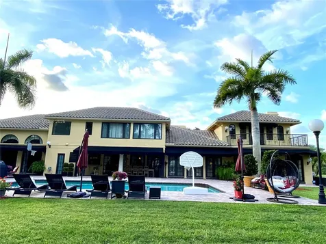 7772 NW 55th Place Coral Springs FL 33067