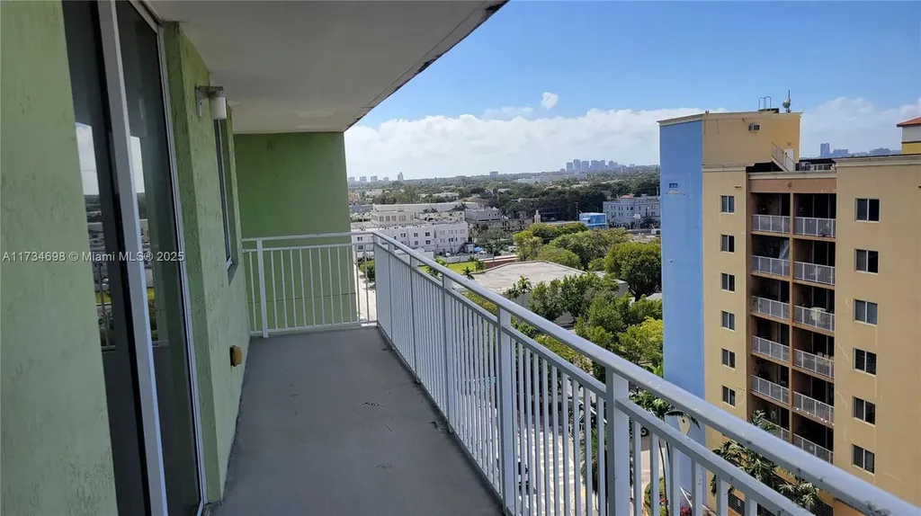 219 NW 12th Avenue Miami FL 33128