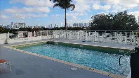 219 NW 12th Avenue Miami FL 33128
