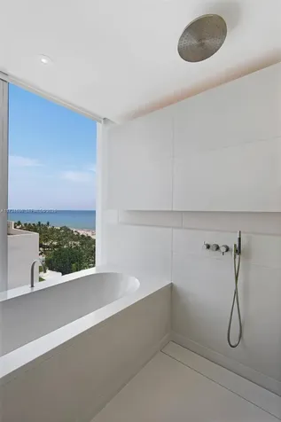 2901 Collins Avenue Miami Beach FL 33140