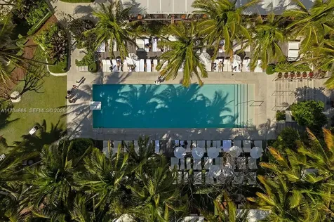 2901 Collins Avenue Miami Beach FL 33140
