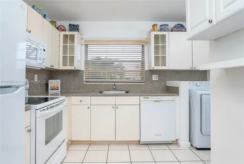 11006 SW 125th Court Miami FL 33186