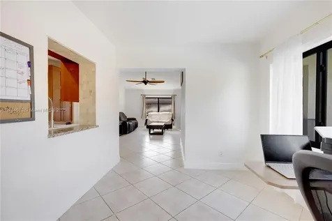440 NW 94th Lane Coral Springs FL 33071