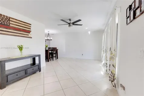 440 NW 94th Lane Coral Springs FL 33071