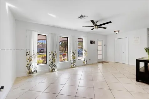 440 NW 94th Lane Coral Springs FL 33071
